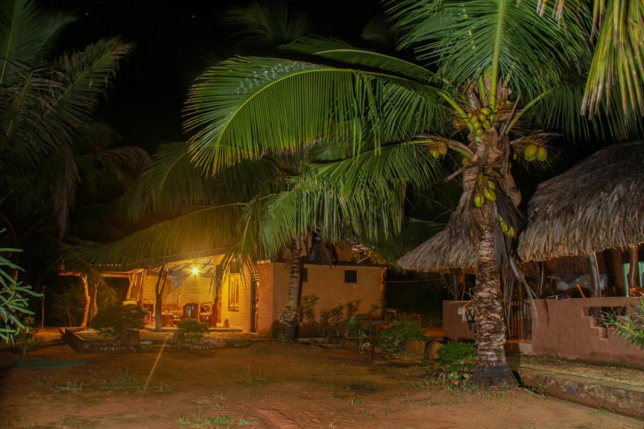 Yalaway Nature Villa Tissamaharama Bagian luar foto