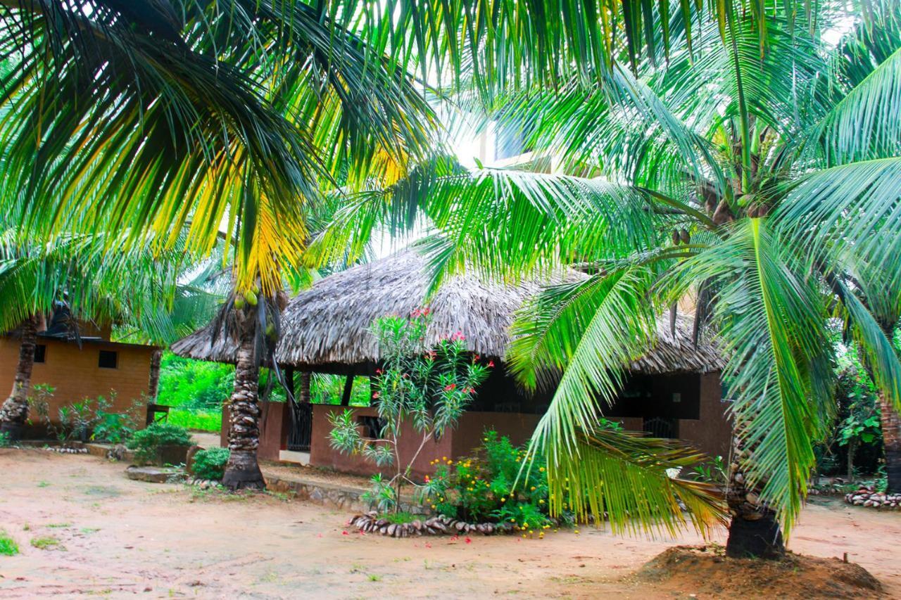 Yalaway Nature Villa Tissamaharama Bagian luar foto