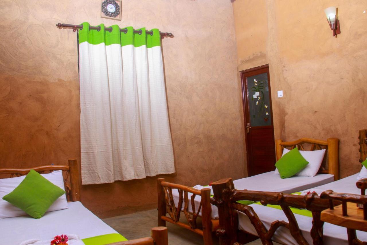 Yalaway Nature Villa Tissamaharama Bagian luar foto